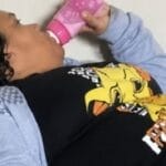 ¡SE PASÓ DE VIVIDORA! Fingió ser una niña de 12 años para que la mantuvieran